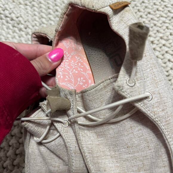 Hey dudes beige canvas slip on - Picture 4 of 7